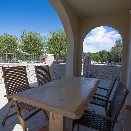 Apartments With A Parking Space Punta Kriza, Cres - 8082 المظهر الخارجي الصورة