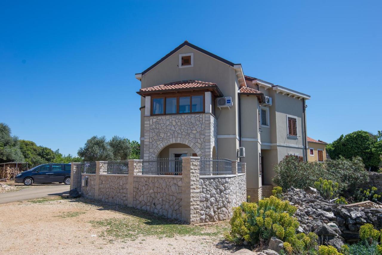 Apartments With A Parking Space Punta Kriza, Cres - 8082 المظهر الخارجي الصورة