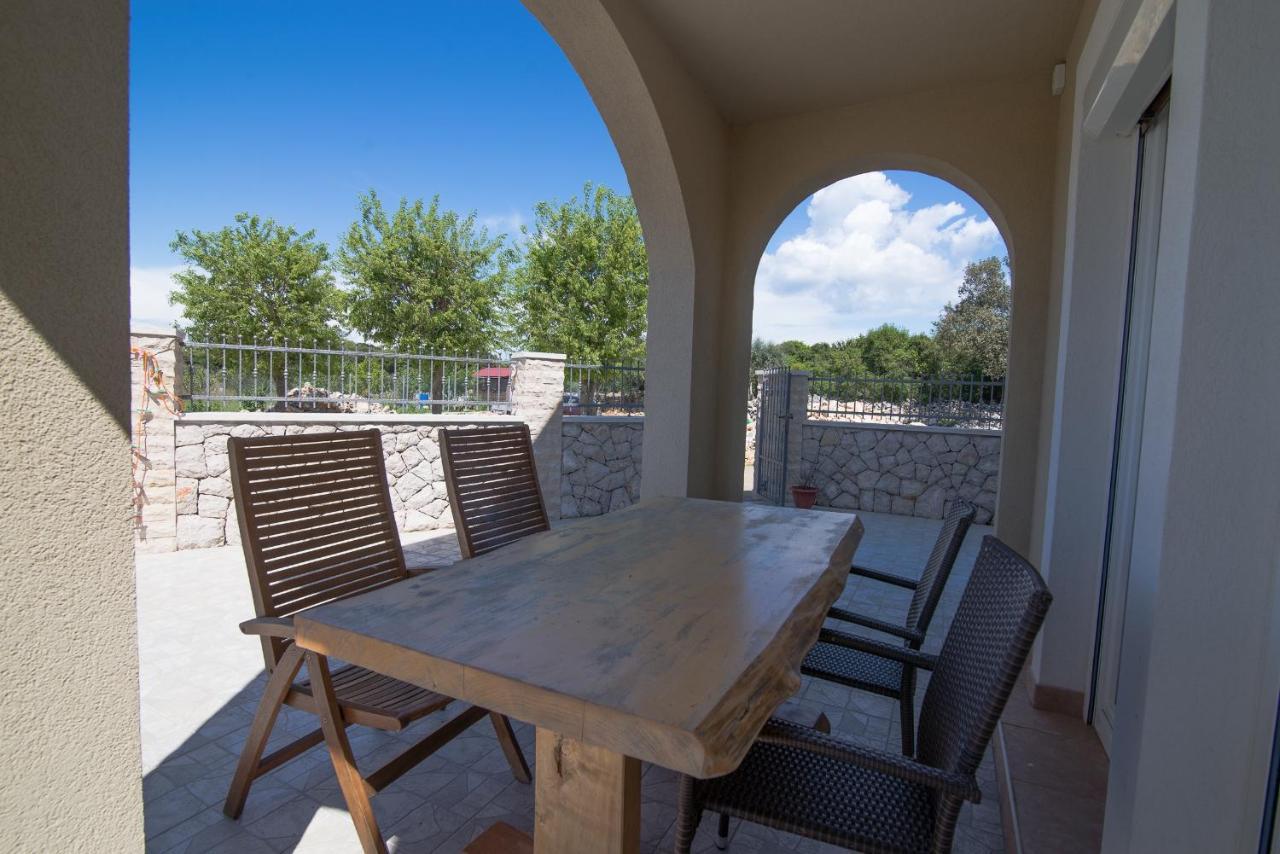 Apartments With A Parking Space Punta Kriza, Cres - 8082 المظهر الخارجي الصورة